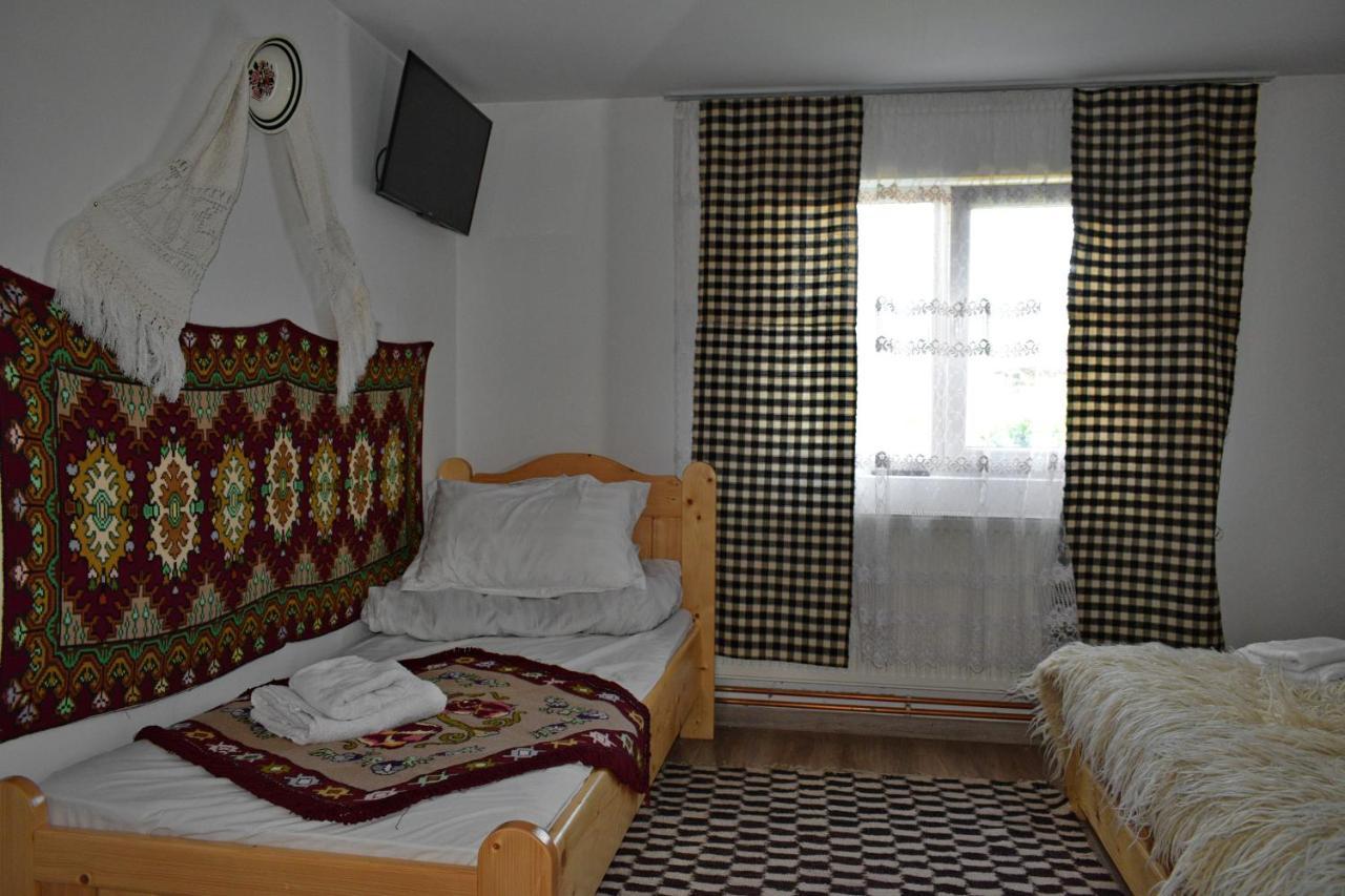 Casa Vladicu Hotel Breb Bagian luar foto