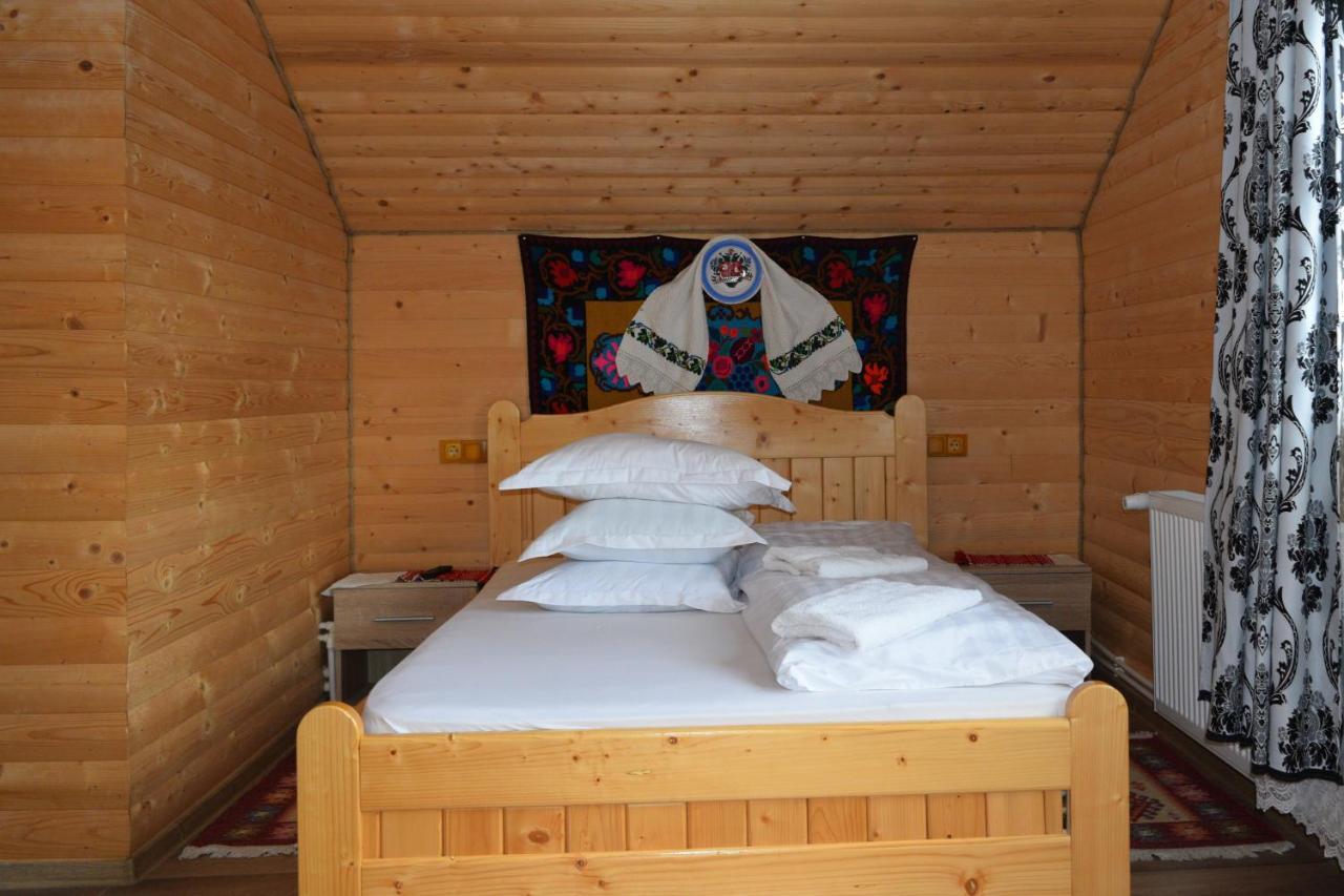 Casa Vladicu Hotel Breb Bagian luar foto