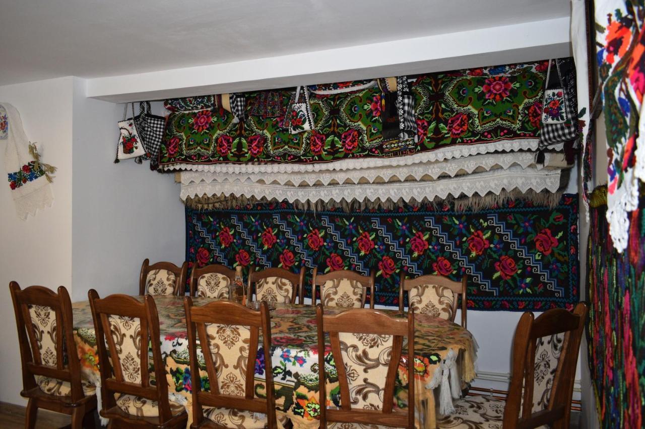 Casa Vladicu Hotel Breb Bagian luar foto